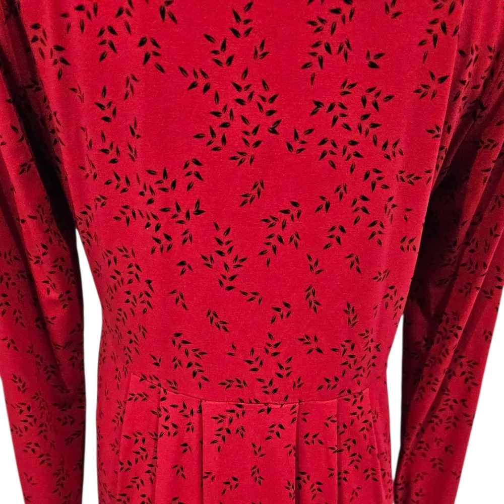 J.Jill Wearever Collection Size M Red Dress Black Leaf Pattern - Picture 4 of 8